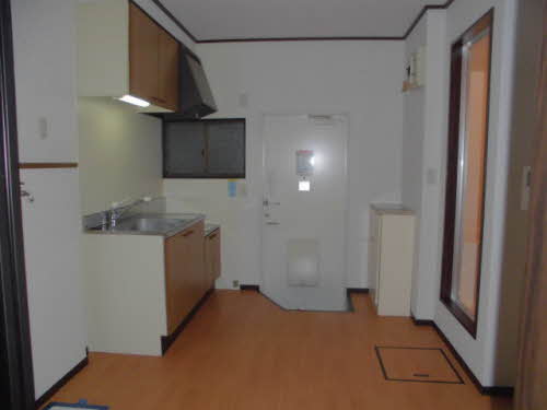 パインヒルズ 102号-11