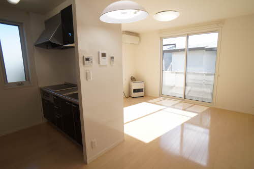 シャーメゾンアヴィ A202号-2