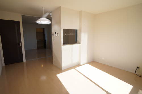 シャーメゾンアヴィ A202号-3