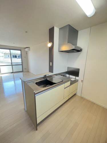 シャーメゾン・モカ 203号-3