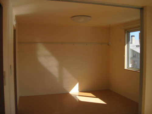 シャーメゾン・シュロス 201号-12