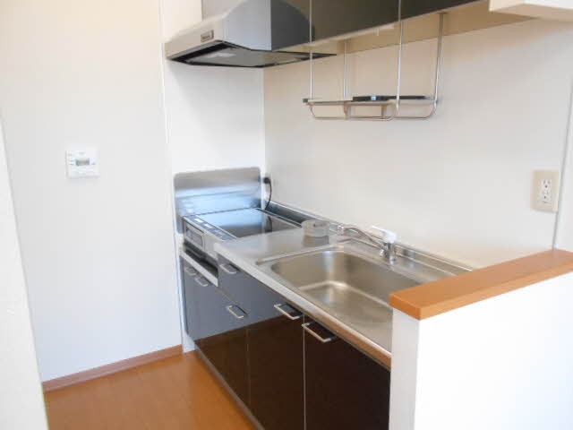 シャーメゾン中園 201号-4