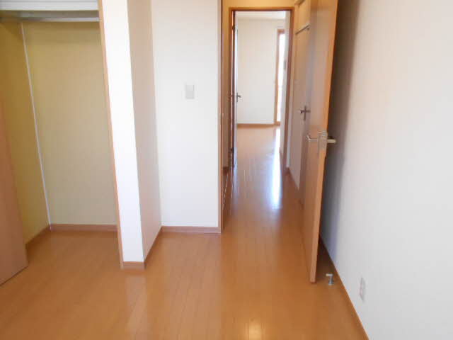 シャーメゾン中園 201号-11