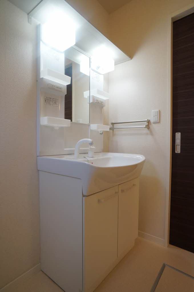 シャーメゾンコトンＡ A102号-8