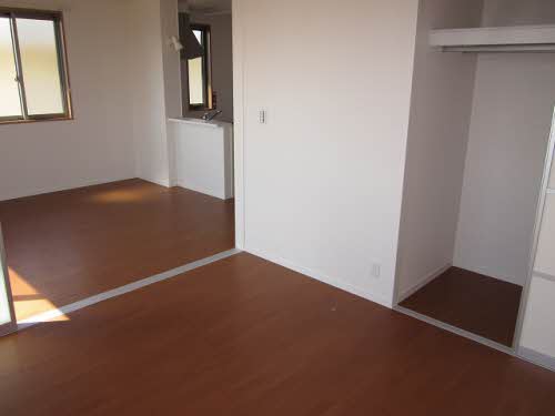 メゾン・エム 202号-9