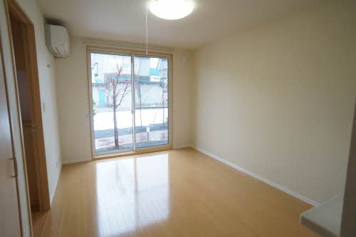 メゾンシュクル 101号-3