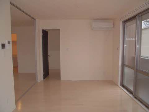 レヴァランス名取 201号-3