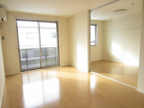 シャーメゾンＹＴ 201号-3