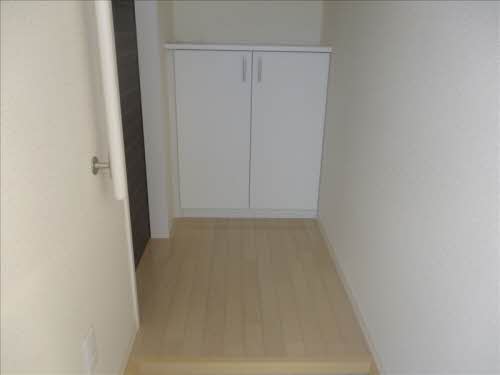 シャーメゾン城 102号-8