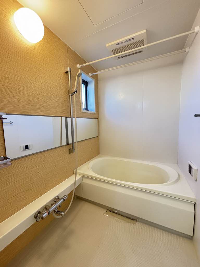 シャーメゾン日の出町　Ａ A102号-6