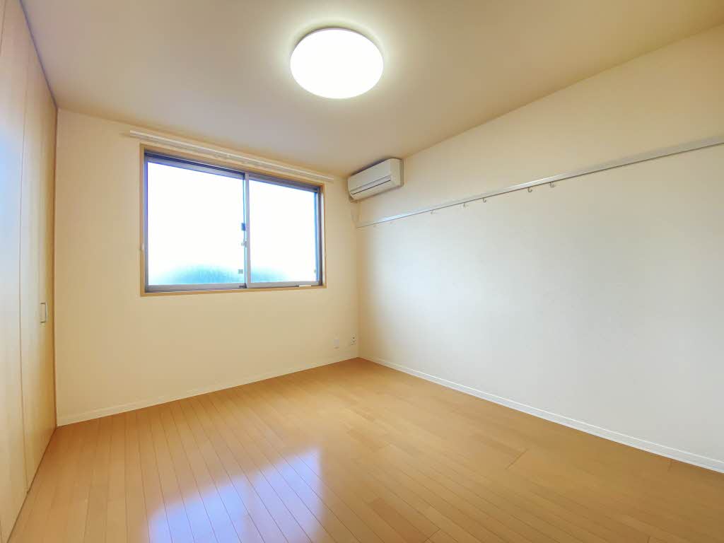 シャーメゾンナナセ A101号-8