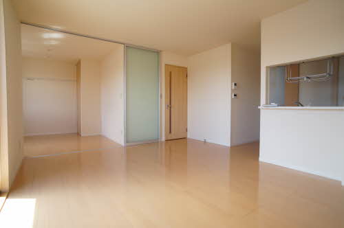 セレナヴィラ 202号-5