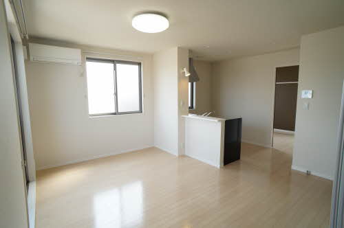 シャーメゾンカリーノⅡ 201号-4