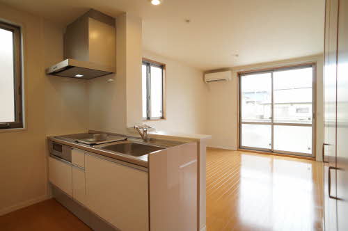 シャーメゾン白樺Ａ A102号-3