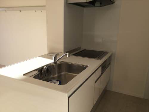 メゾンマスト高坂 203号-8