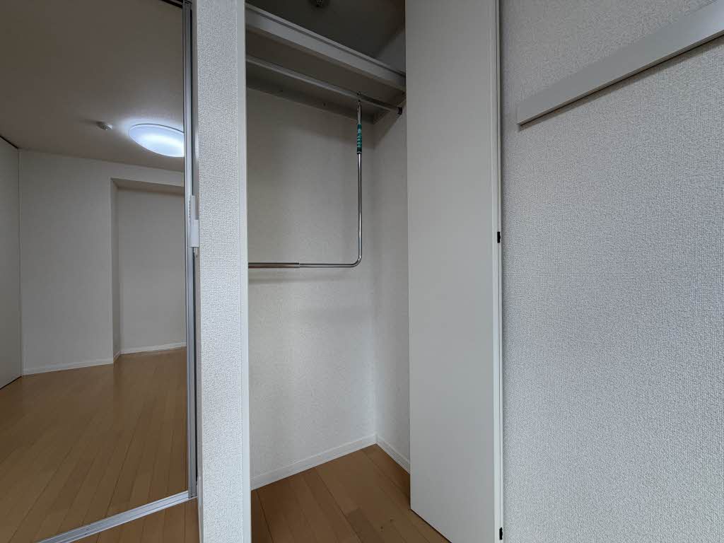 カーサレジオ千秋 102号-13