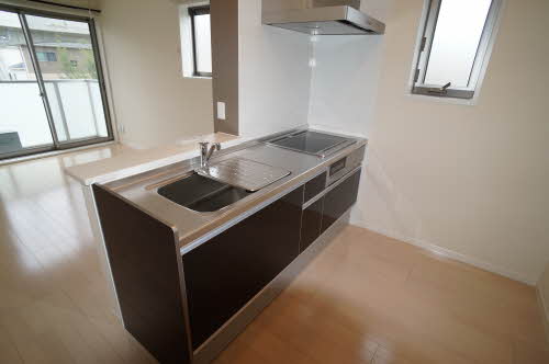 ベレオ　トライスター 203号-5