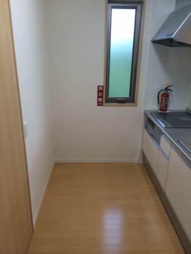 フォワード尾池 201号-3