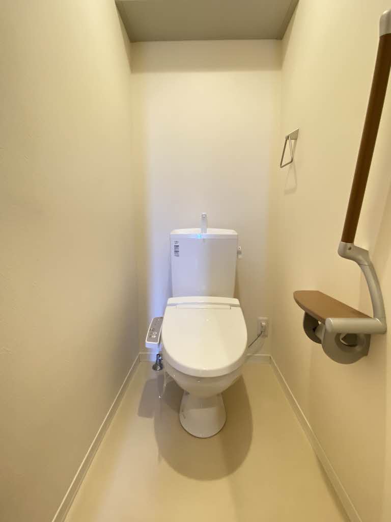 シャーメゾン　西殿 A102号-5