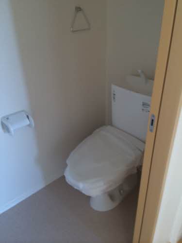 シャーメゾン幕内東 203号-3