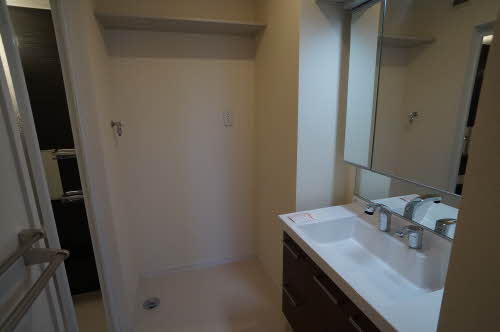 シャーメゾン旭町 303号-12