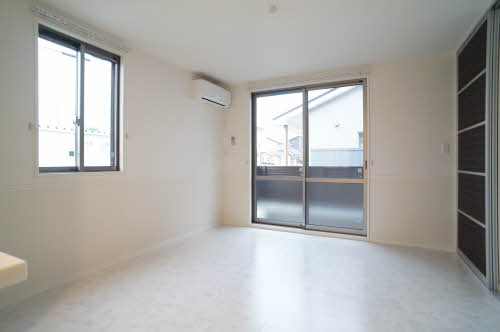 シャーメゾンアベール 103号-3