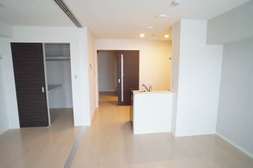 トリニテラッセ 303号-8