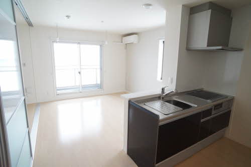 トリニテラッセ 305号-4