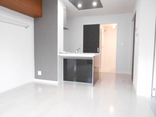 リラ中通 203号-11