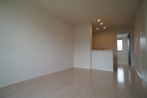 アヴニール愛子B B101号-2