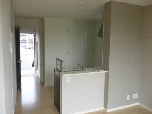 シャーメゾン花ノ井 B101号-3