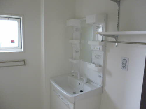 シャーメゾン花ノ井 B101号-9