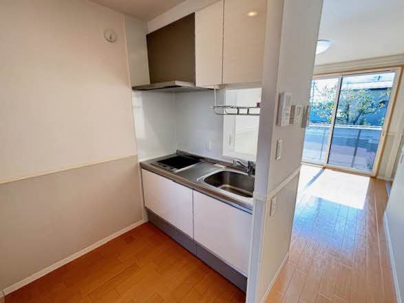 ヴィラ西中央 202号-4