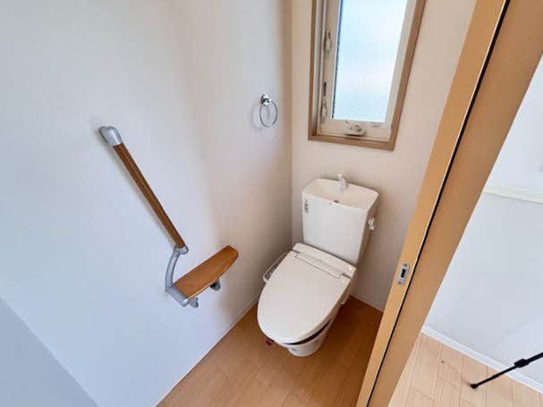 ヴィラ西中央 202号-7