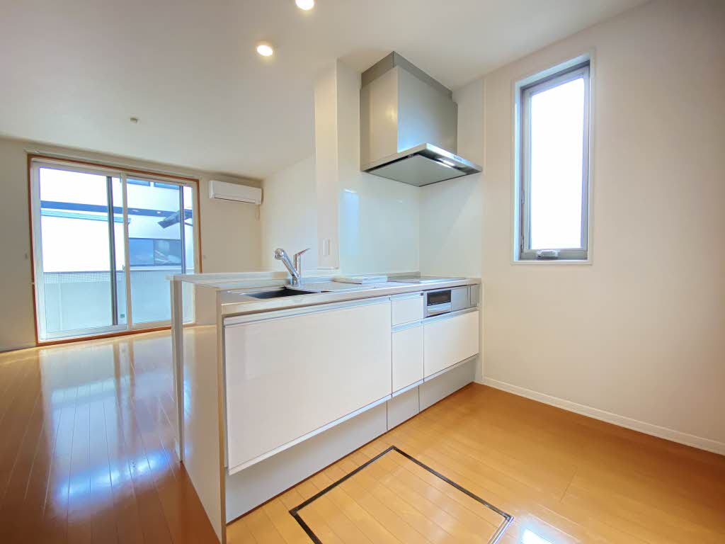 ルミエールコート　ＧＴｉ　Ｂ 103号-4