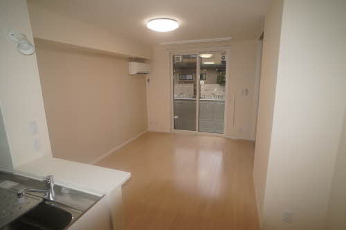 シャーメゾン寿町 102号-13