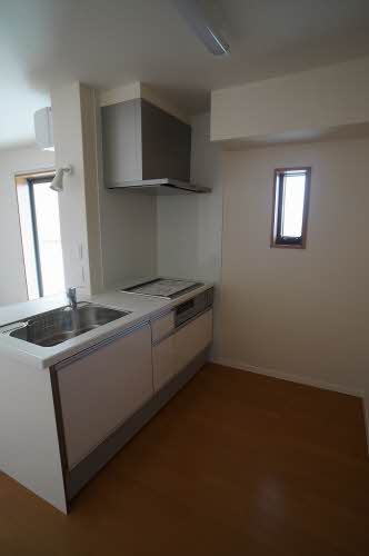 シャーメゾン北山形 202号-3