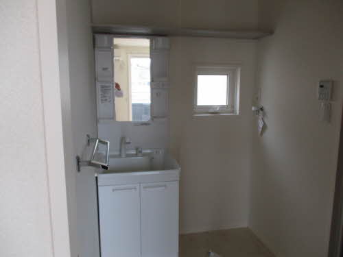 Ｃｏｕｒｔ　Ｈｏｕｓｅ　Ｆｏｒｅｎａ 203号-9