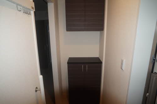 シャーメゾン日の出町 302号-2