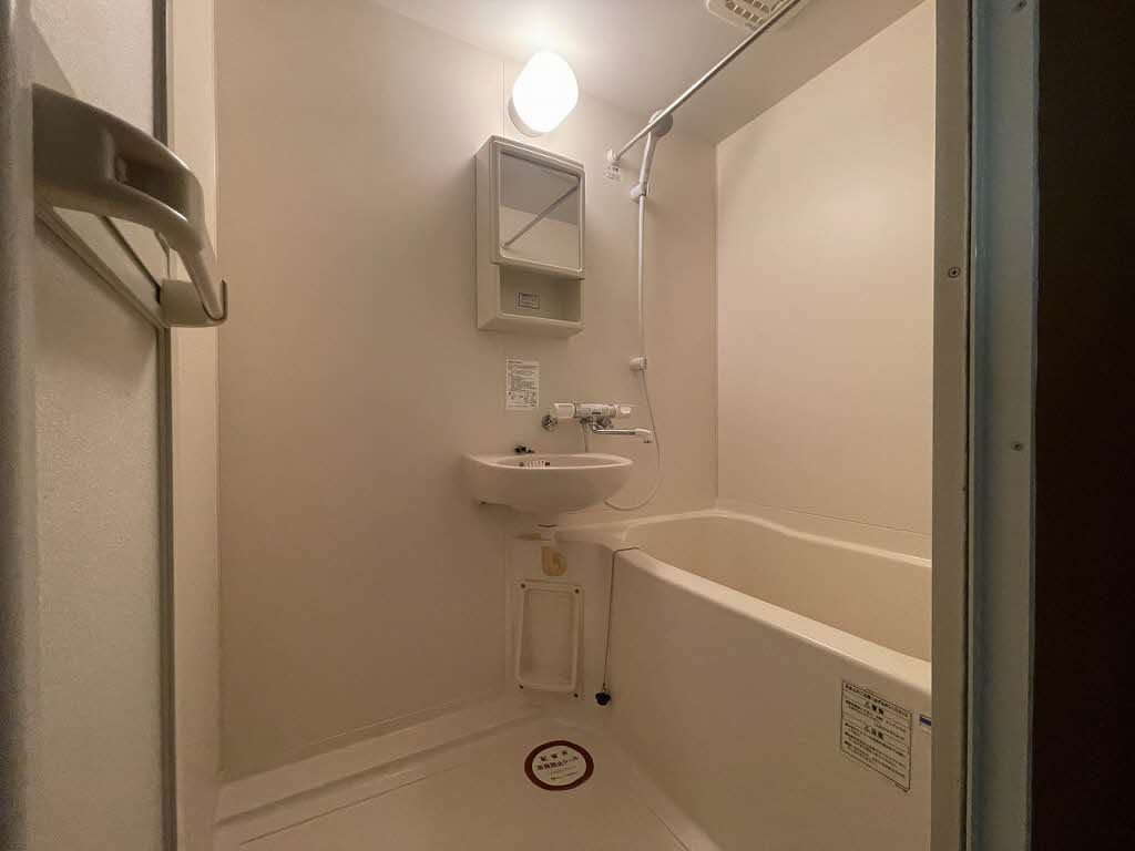 エリア０１１ 103号-7