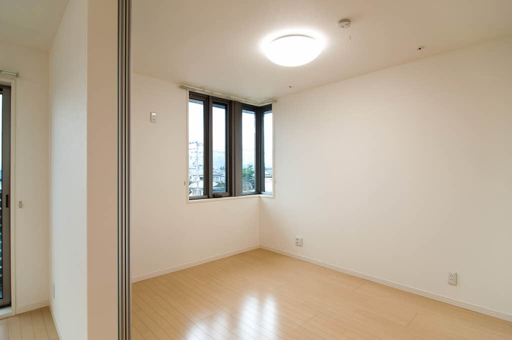 コージー　サクラ 102号-7