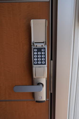 シャーメゾン本陣前 205号-3