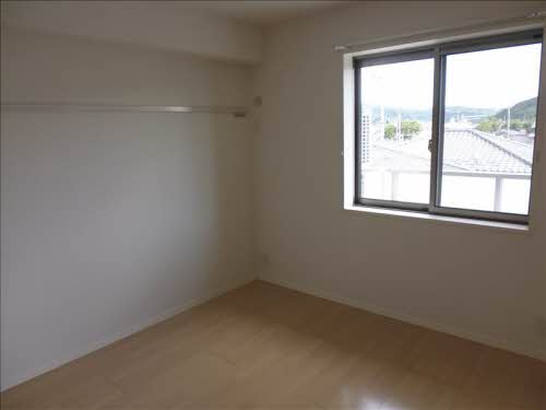 メゾンアイリス 302号-13