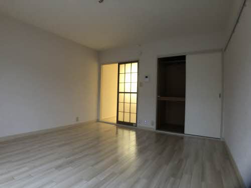 プライム・パークＢ 206号-2