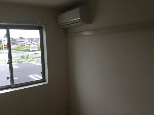 ベレオ伊賀河原 105号-8