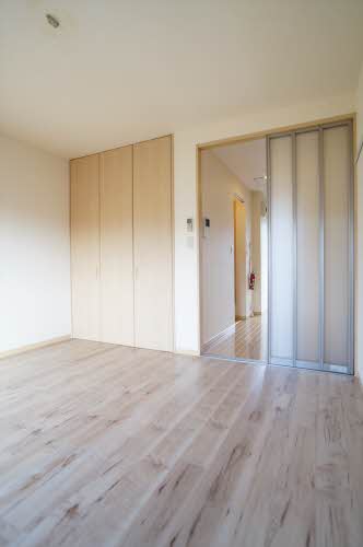 シャーメゾン才天 B 102号-3