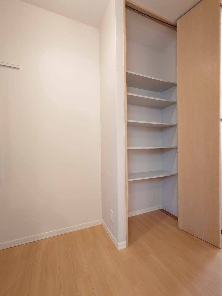 メゾンルピナス 203号-13