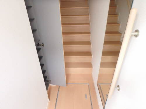 クラヴィエ川内 202号-3