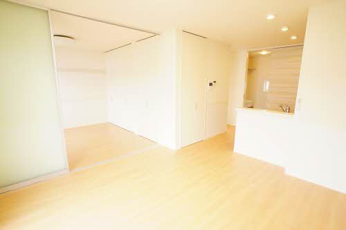 グランカーサ B202号-3