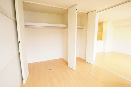 グランカーサ B202号-11